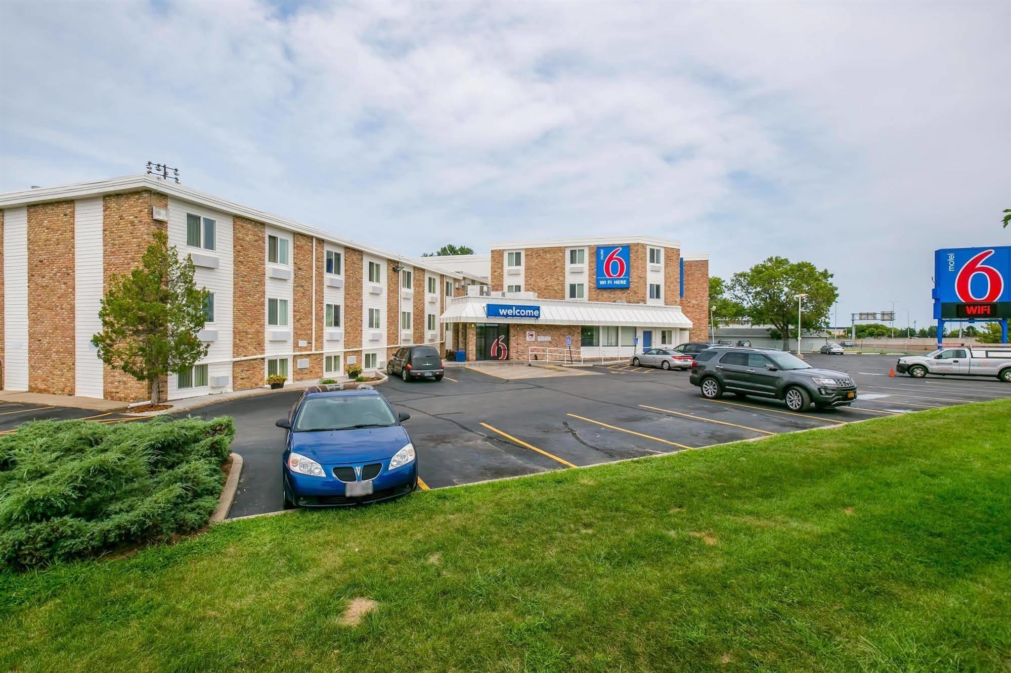 Motel 6 Minneapolis Airport - Mall Of America Esterno foto