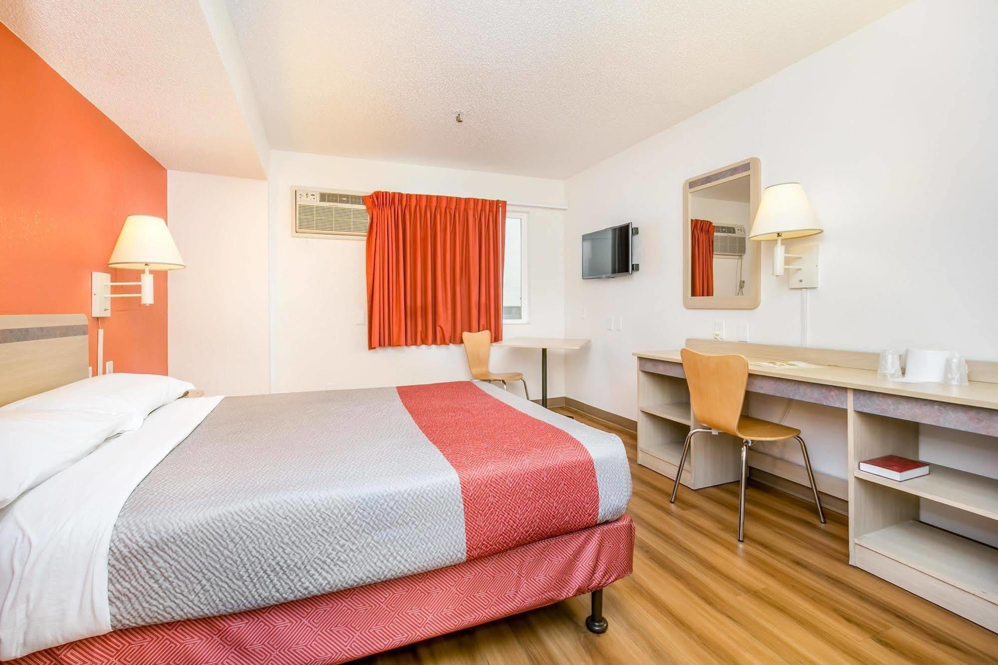 Motel 6 Minneapolis Airport - Mall Of America Esterno foto